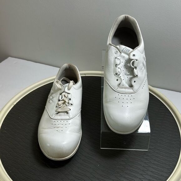 SAS Women's Free Time Walking Shoe Size 7.5 WW Double Wide - Picture 1 of 7